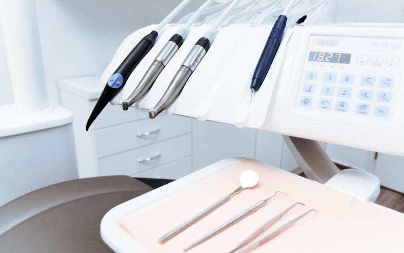 Salud bucodental a largo plazo: por qué importa elegir bien la clínica dental